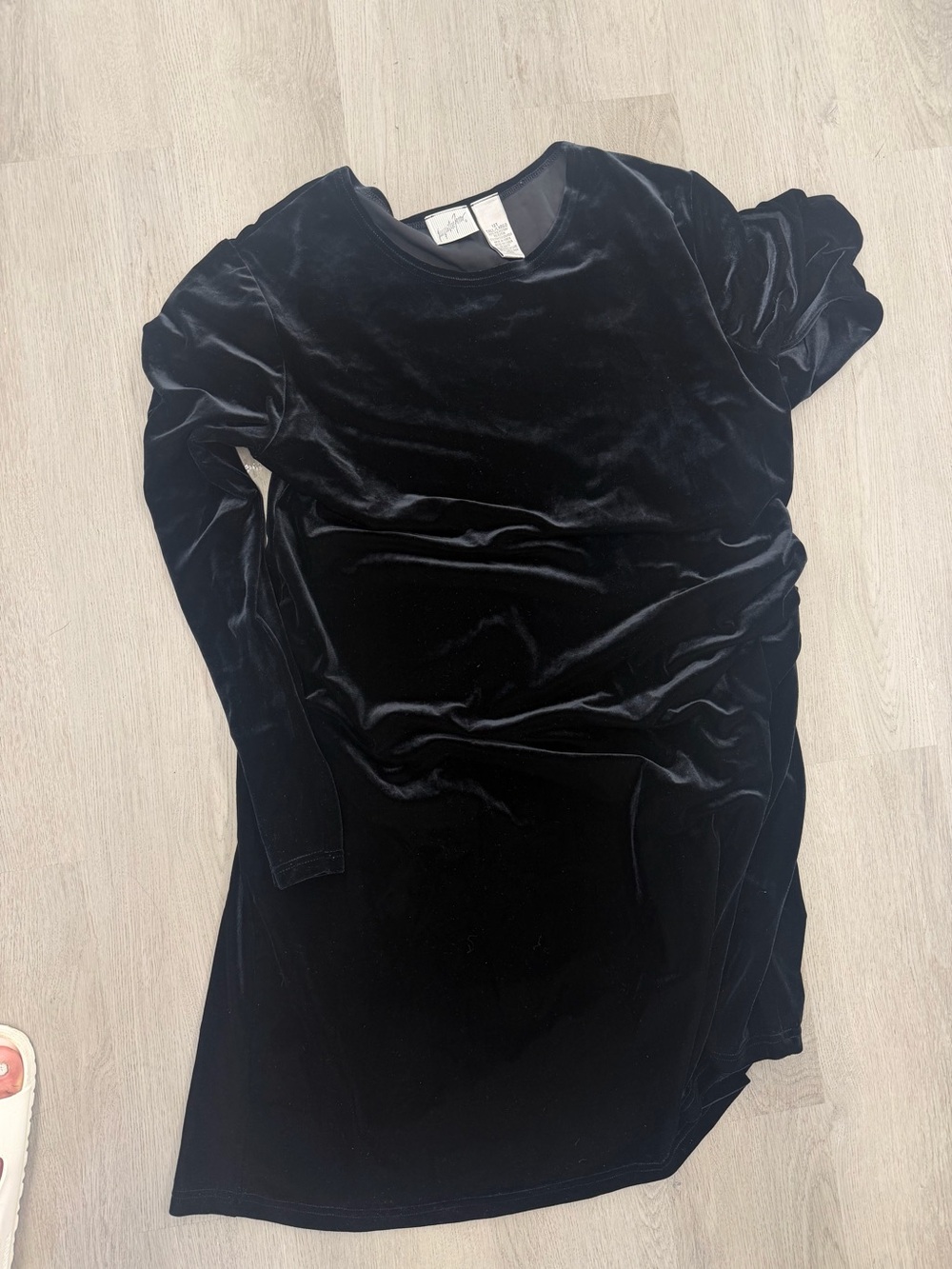 Velvet Long Sleeve Crewneck Top - Black